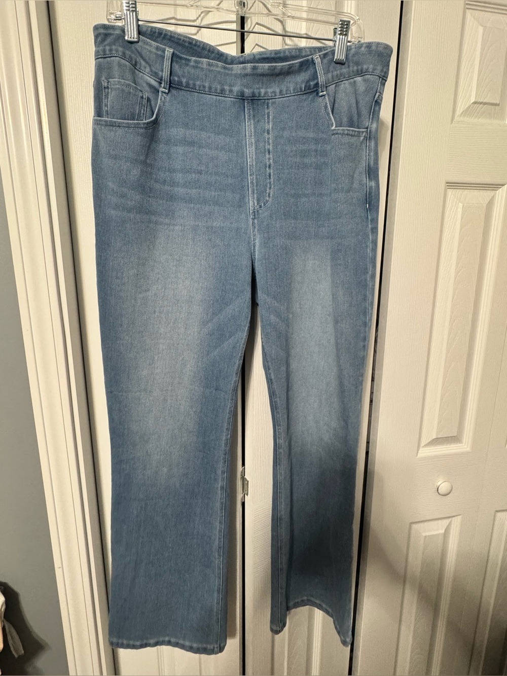 Halara Flex Denim High Washed Casual Bootcut
Jeans